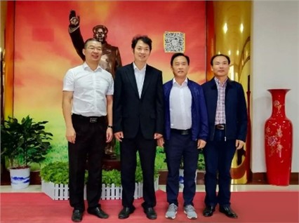 湖南省政府副秘書長、辦公廳主任陳仲伯一行蒞臨【湘潭恒欣】指導(dǎo)工作